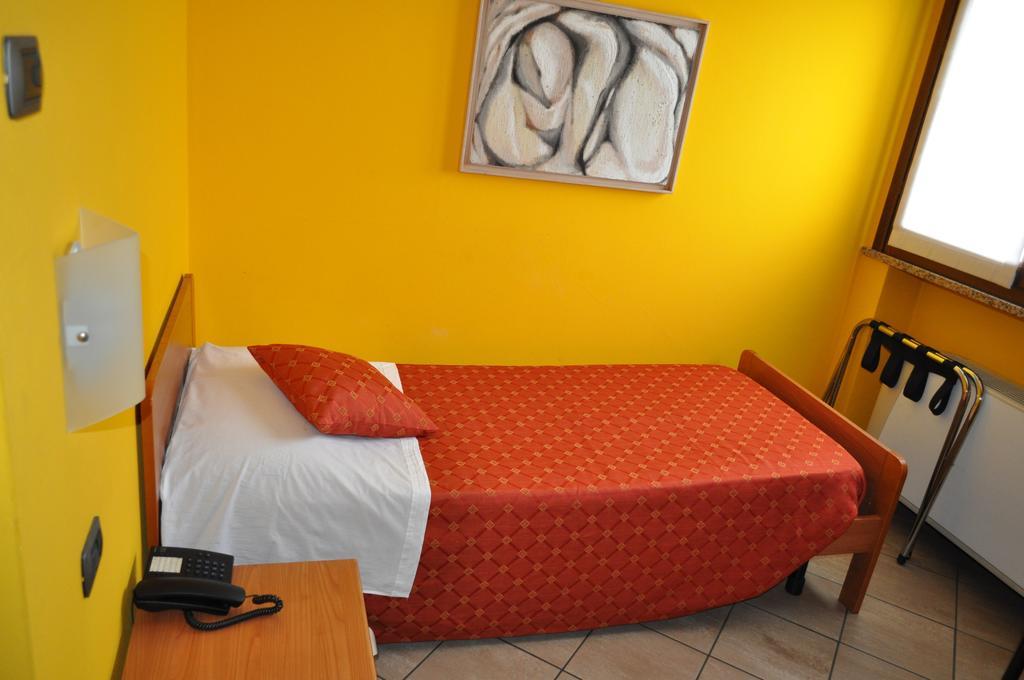 Hotel Mantova Sud Bagnolo San Vito Zimmer foto