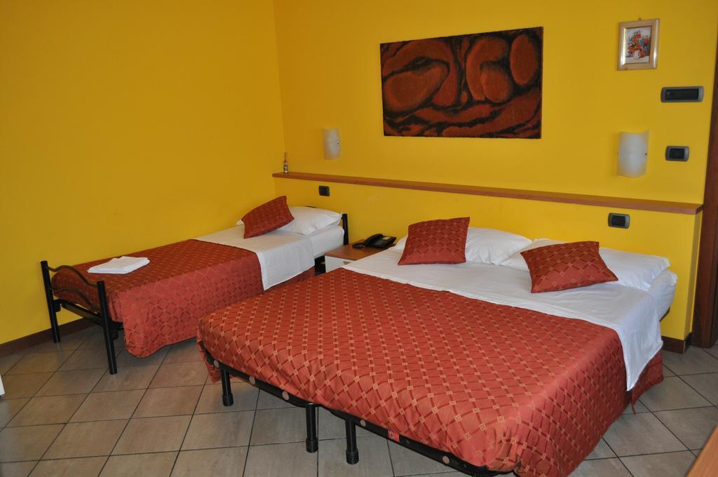 Hotel Mantova Sud Bagnolo San Vito Zimmer foto